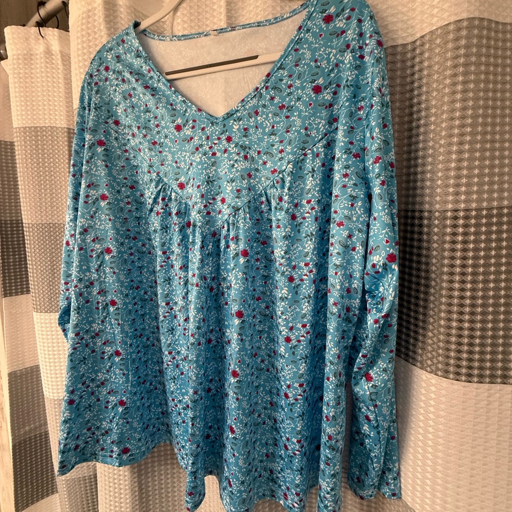 Floral Blue V-Neck Blouse
